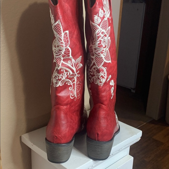 WESTERN Red Heeled Boots with Cream Floral Embroidery Size 7 - Picture 6 of 8